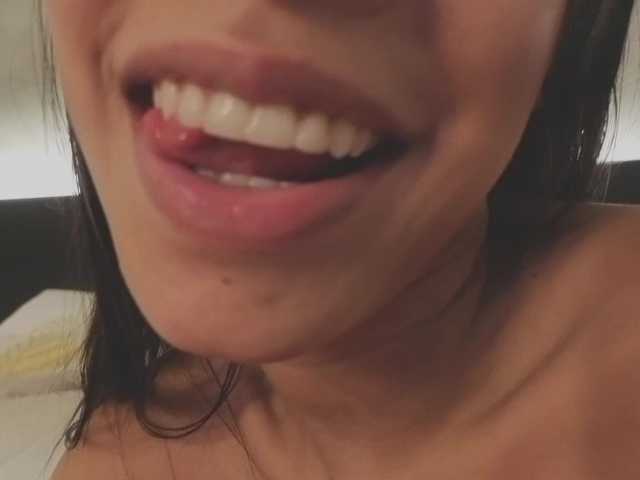 kimhilton- live cam on BongaCams
