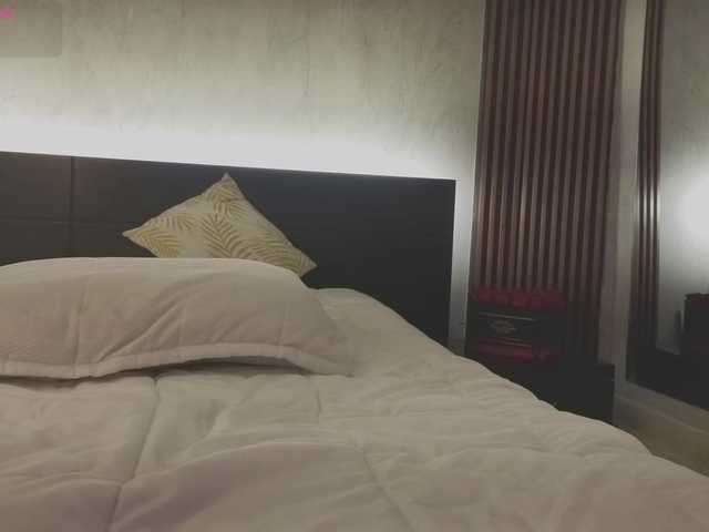 kimhilton- live cam on BongaCams