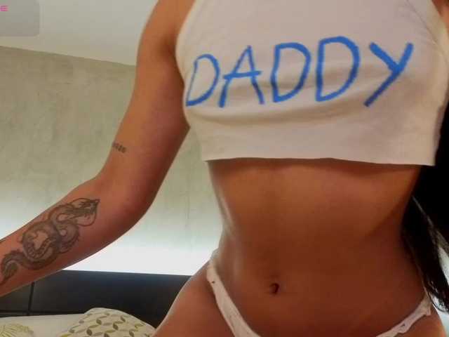 kimhilton-