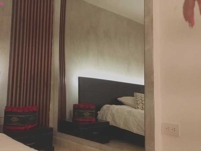kimhilton- live cam on BongaCams