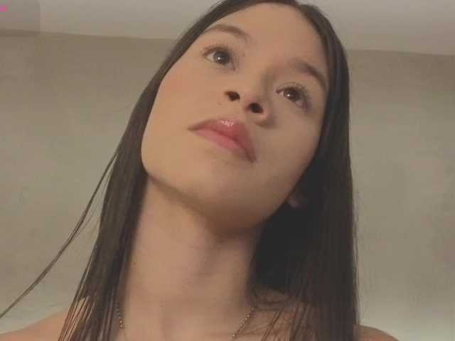 kimhilton- live cam on BongaCams