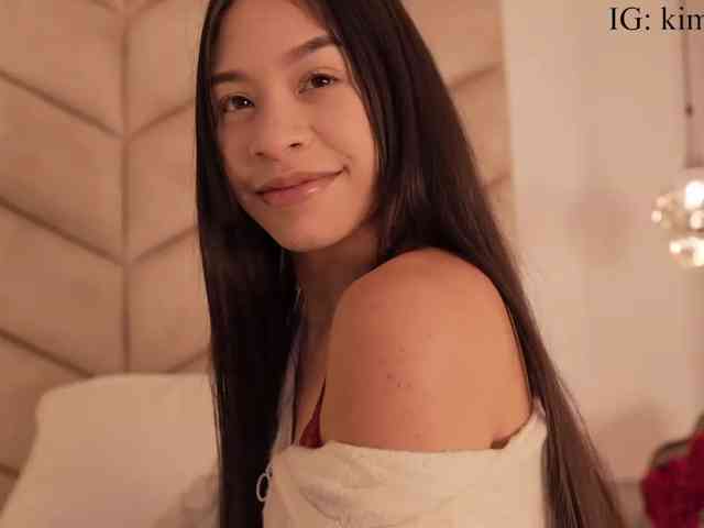 kimhilton-