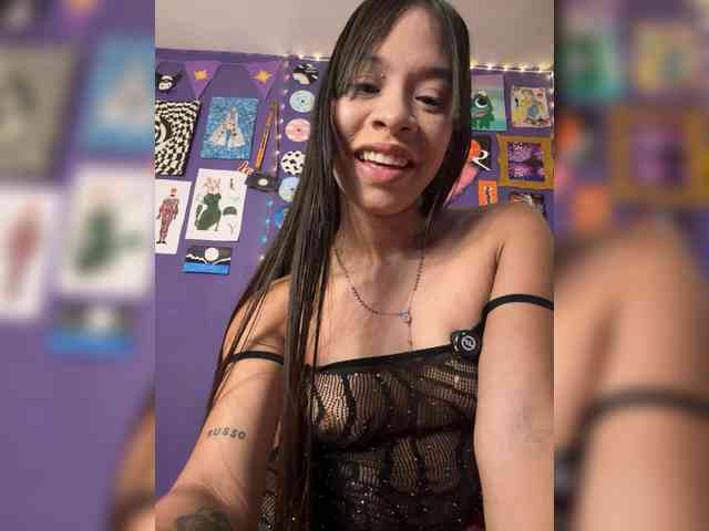 kimhilton- webcam