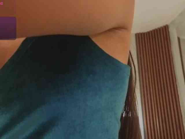 kimhilton-