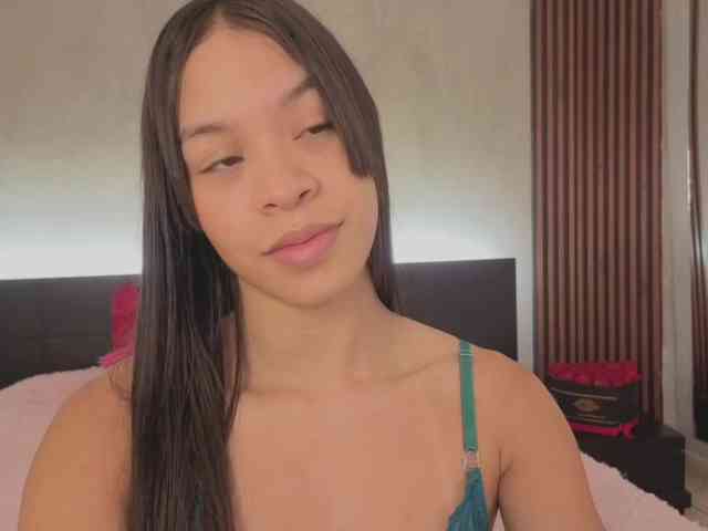 kimhilton- webcam