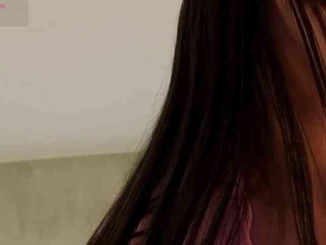 kimhilton- webcam
