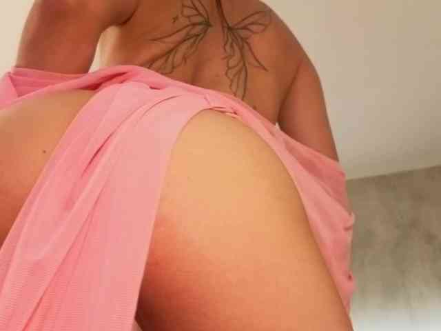 kimhilton- webcam