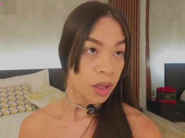kimhilton- webcam
