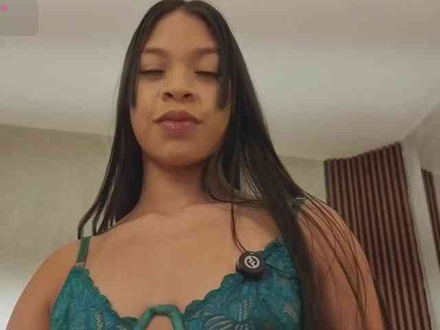 kimhilton- webcam
