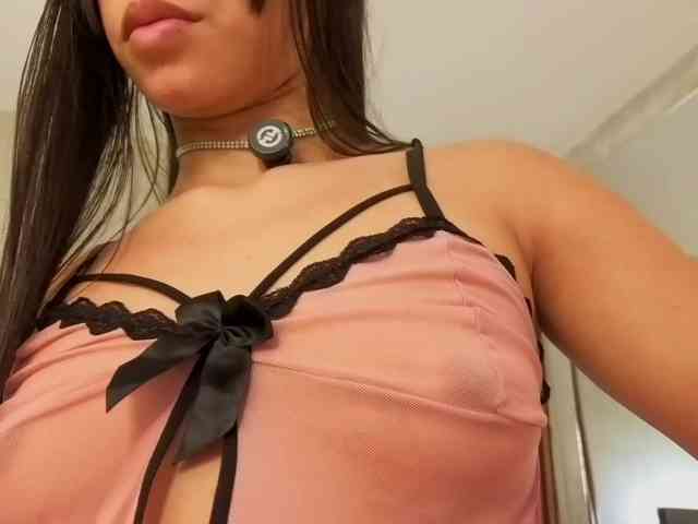 kimhilton- webcam