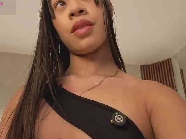 kimhilton-