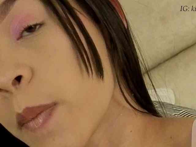 kimhilton-