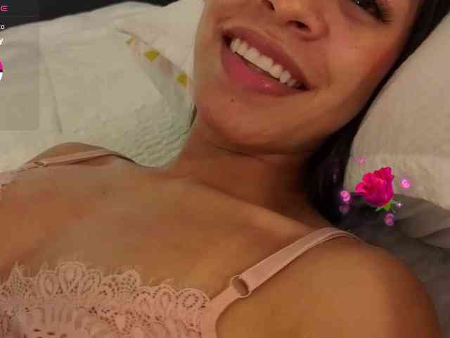 kimhilton- webcam