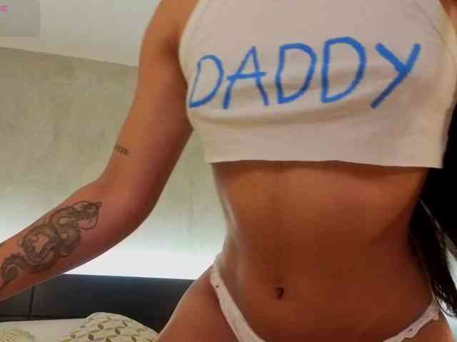 kimhilton- webcam