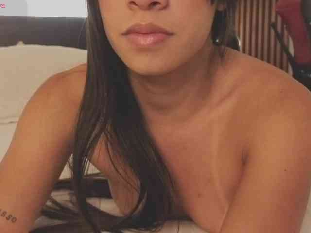kimhilton-