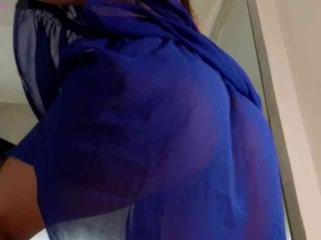 kimhilton- webcam