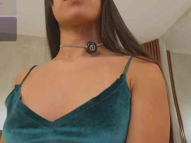 kimhilton- webcam