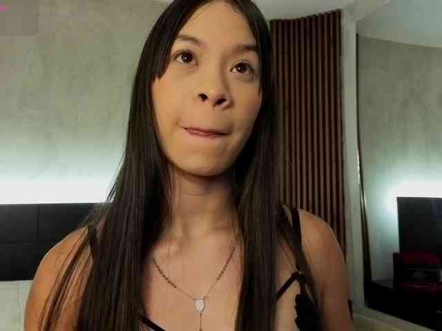 kimhilton-