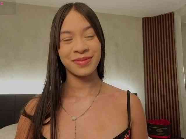 kimhilton-