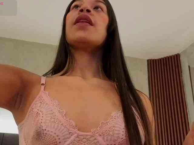 kimhilton- kimhilton-