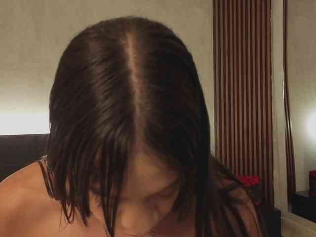 kimhilton- webcam