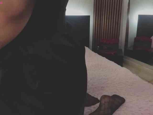 kimhilton- kimhilton-