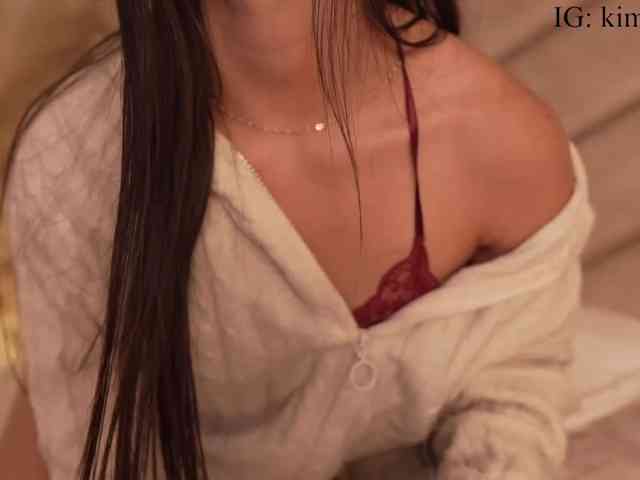 kimhilton-