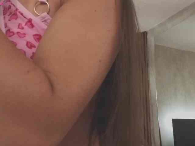 kimhilton-