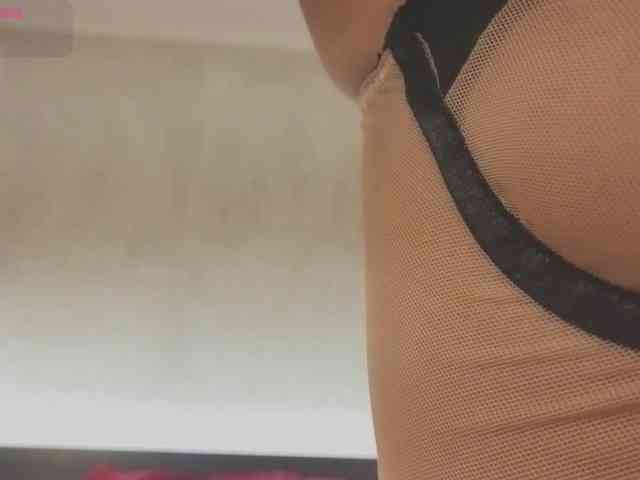 kimhilton- webcam