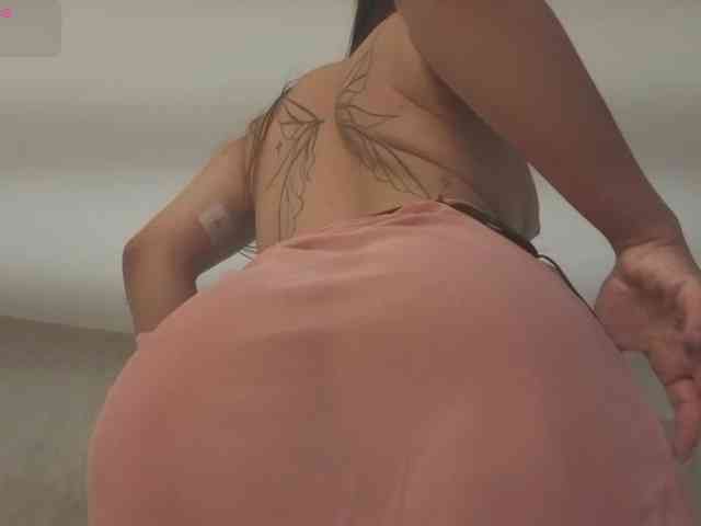 kimhilton-