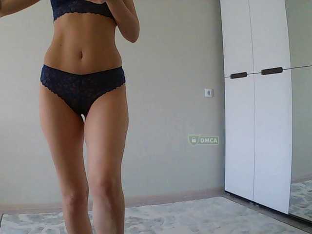 Mari27121's BongaCams show and profile