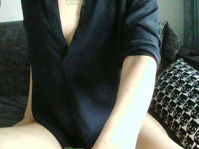 Mari27121's BongaCams show and profile