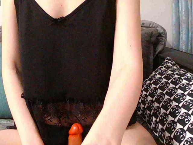 Mari27121's BongaCams show and profile