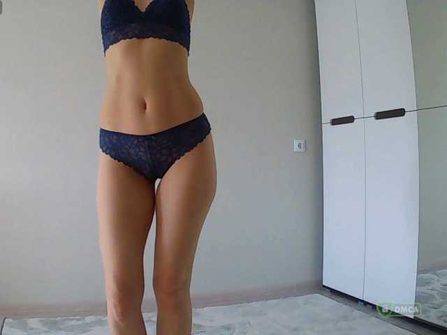 Mari27121's BongaCams show and profile