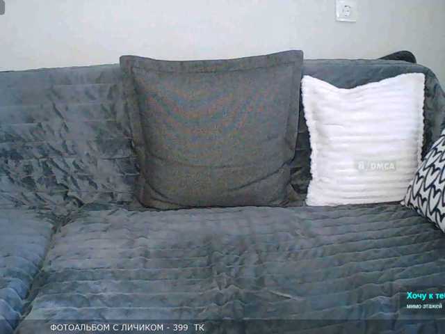 Mari27121 live cam on BongaCams