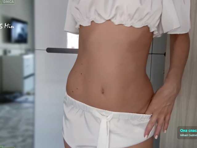 Mari27121 live cam on BongaCams