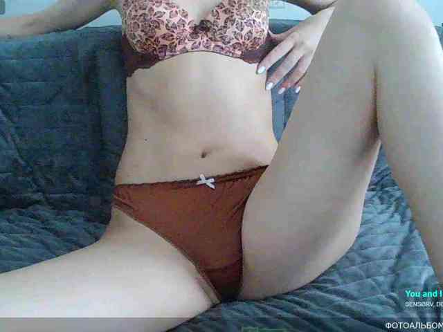 Y-A-N-A webcam
