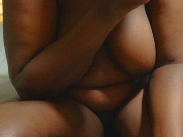 AngelBlackChoco live cam on BongaCams