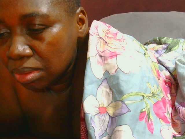 AngelBlackChoco live cam on BongaCams