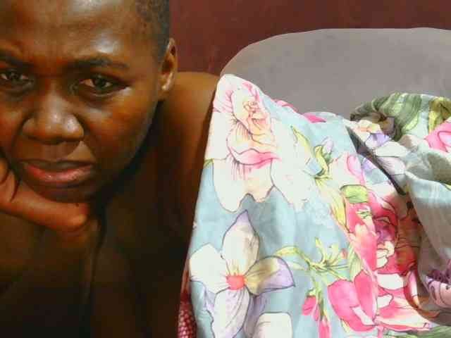 AngelBlackChoco webcam