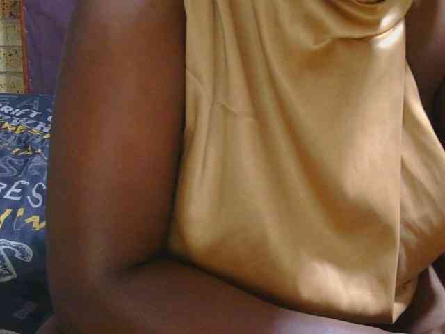 AngelBlackChoco webcam
