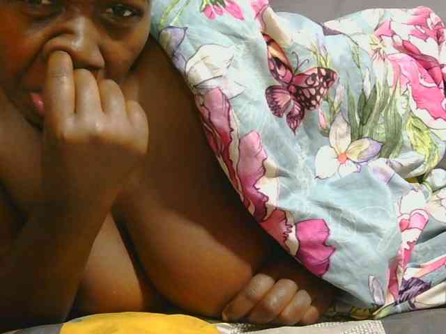 AngelBlackChoco webcam