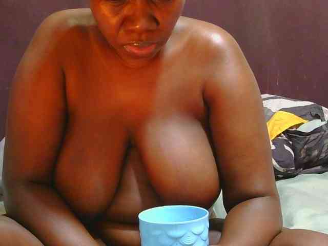 AngelBlackChoco webcam