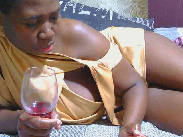 AngelBlackChoco webcam