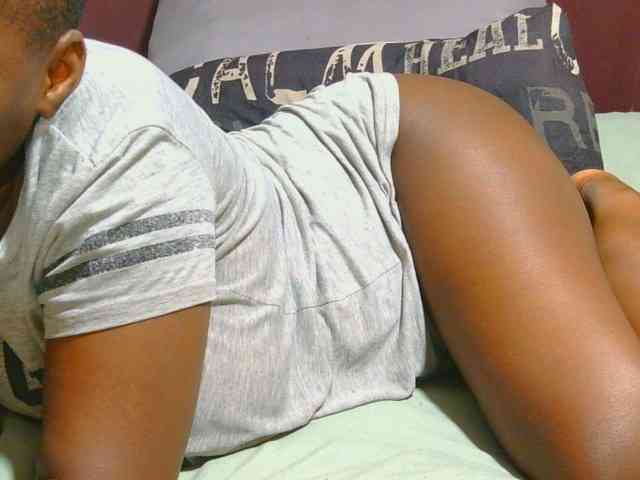 AngelBlackChoco webcam