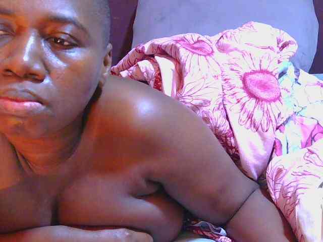 AngelBlackChoco webcam