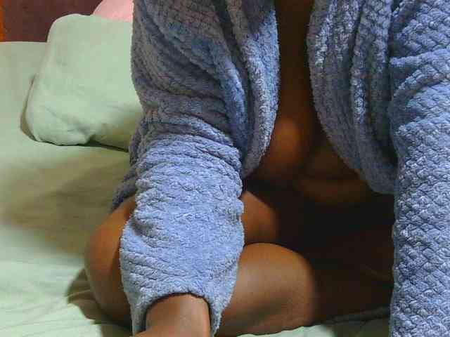Model: AngelBlackChoco
