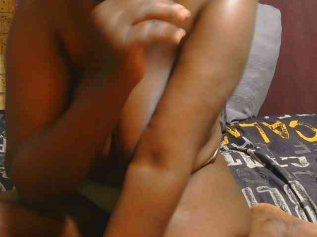 AngelBlackChoco webcam