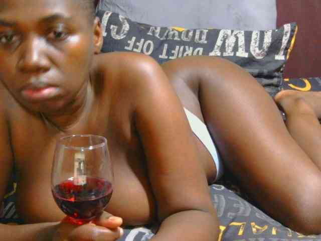 AngelBlackChoco webcam