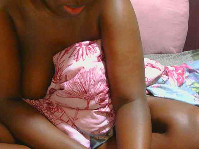 AngelBlackChoco webcam